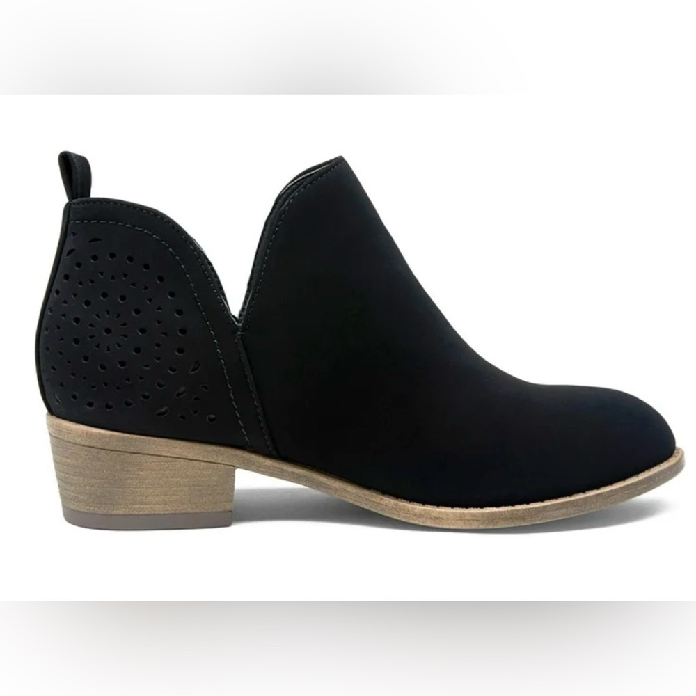 Vepose Women's
Leather Ankle Boots Size 7.5